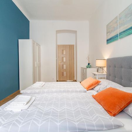 Riverside Cr Apartment Praha Bagian luar foto