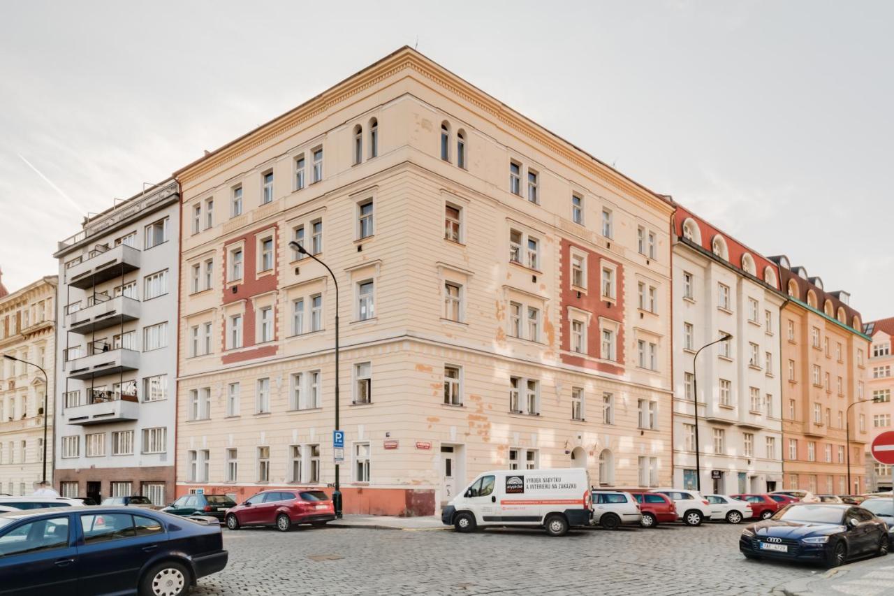 Riverside Cr Apartment Praha Bagian luar foto